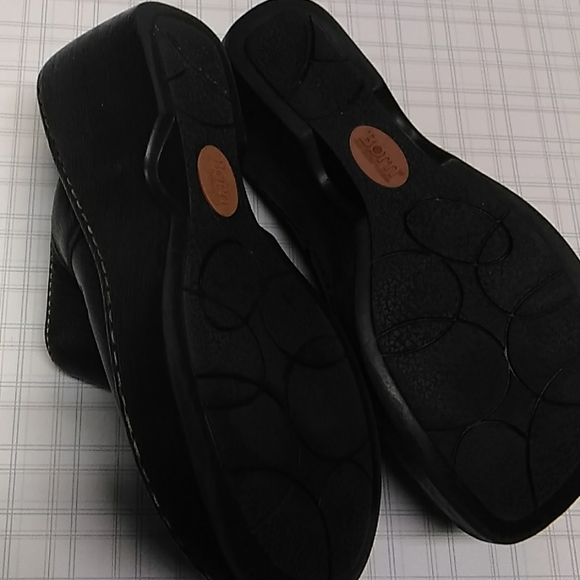 Born  clogs mule size 7 - Picture 4 of 8